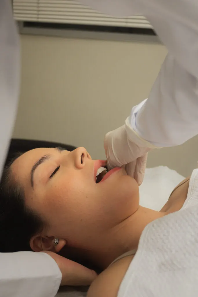 Tratamento de disfunção temporomandibular (DTM)